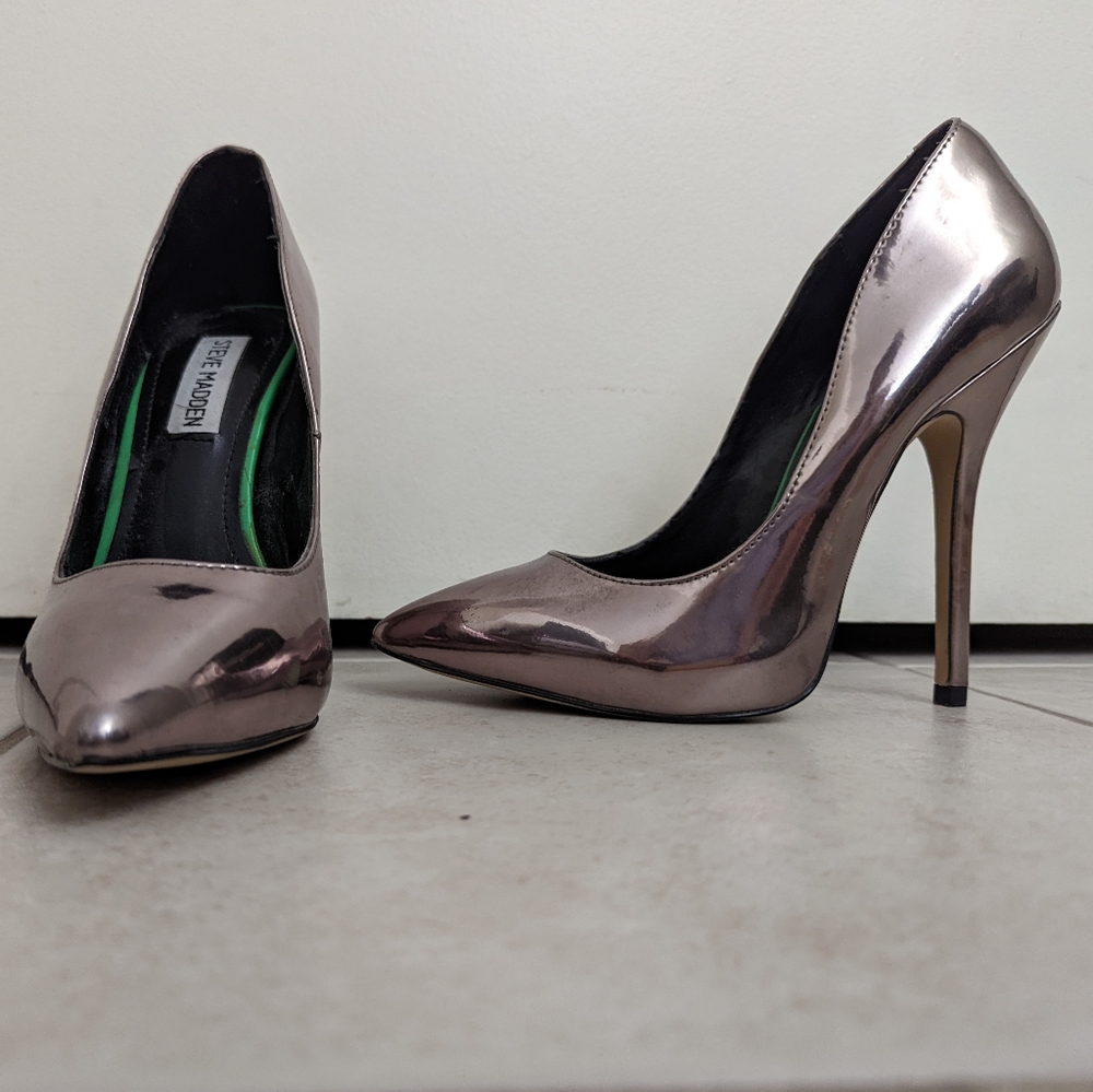 Steve Madden darrt high heels pewter silver 6.5